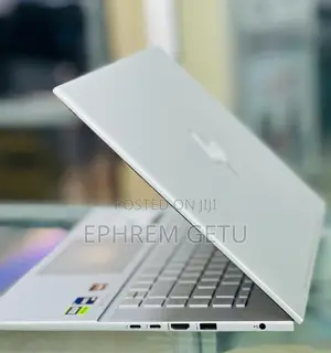 New Laptop HP Envy 15 32GB Intel Core I9 SSD 1T