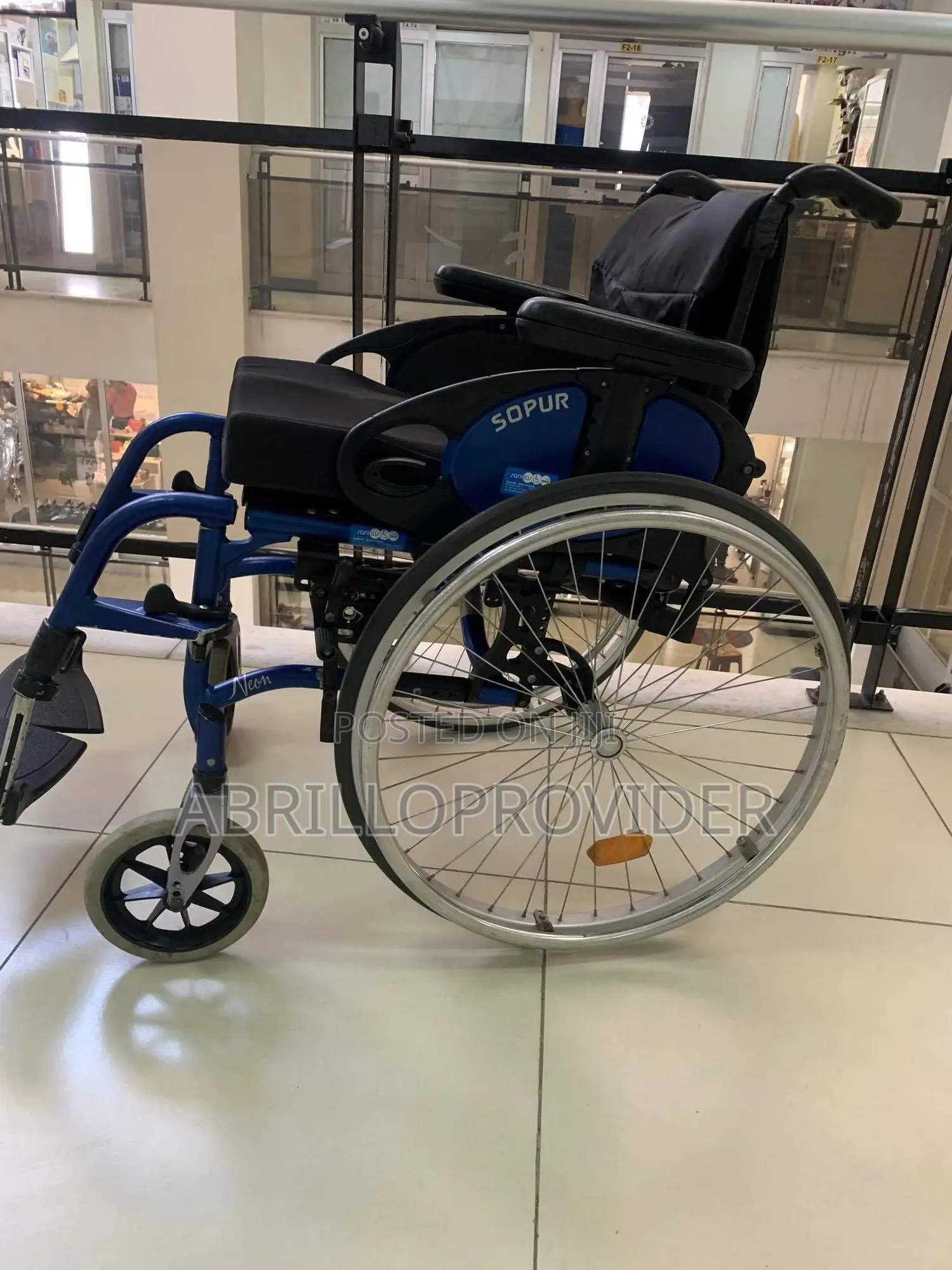 ጠንካራ ምቾት ያለው ዌልቸር Wheelchair(Wheelchair)Wheelchair)Second