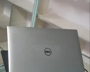 Photo - New Laptop Dell XPS 15 32GB Intel Core I7 SSD 1T