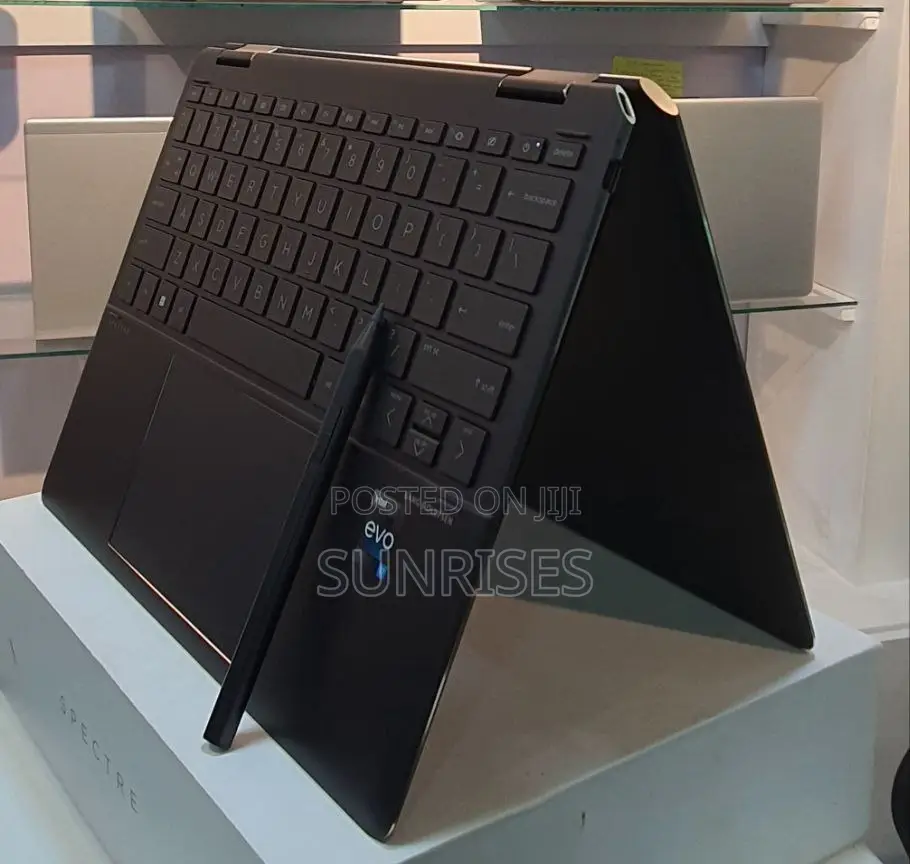 New Laptop HP Spectre 13 16GB Intel Core I7 SSD 1T