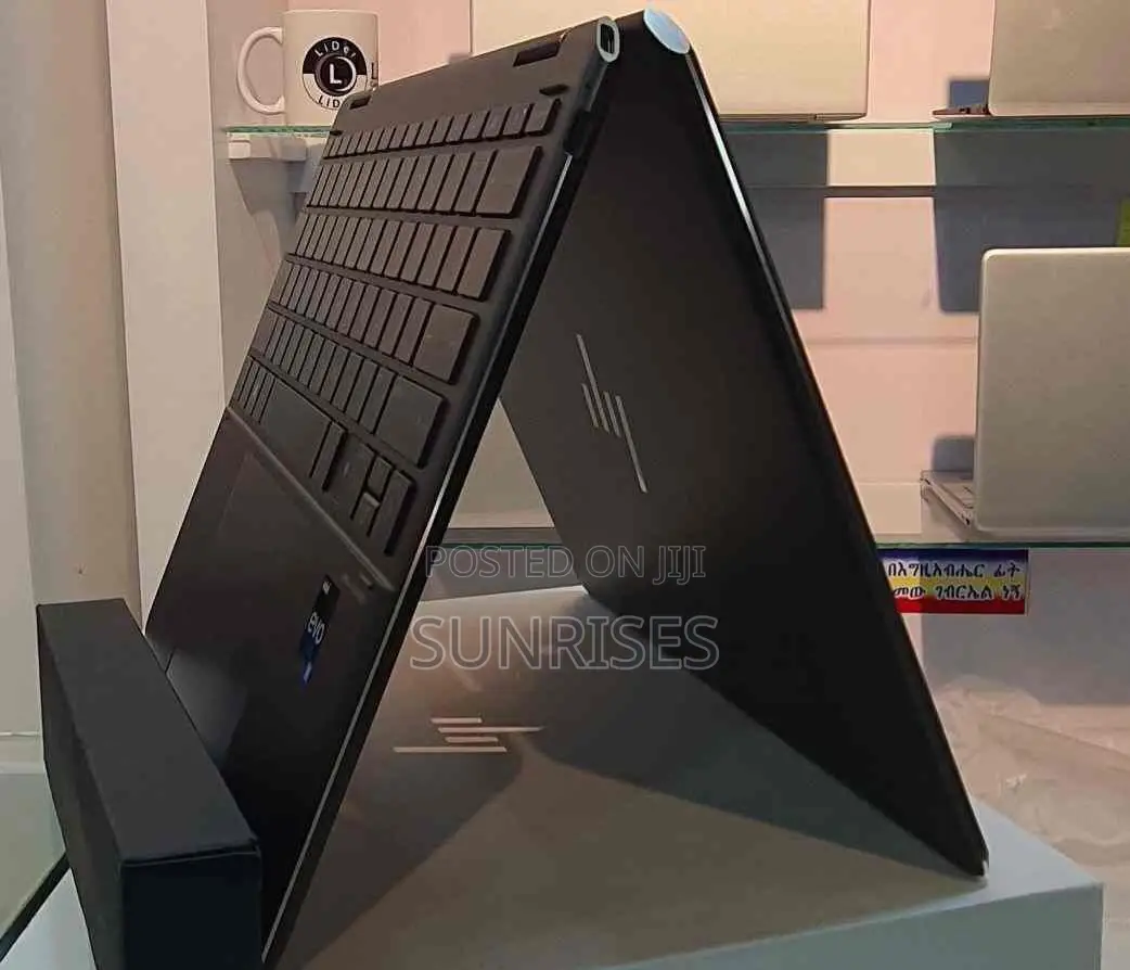 New Laptop HP Spectre 13 16GB Intel Core I7 SSD 1T