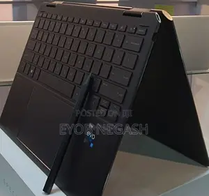 Photo - New Laptop HP Spectra 13 32GB Intel Core I7 SSD 1T