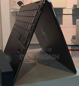 New Laptop HP Spectra 13 32GB Intel Core I7 SSD 1T