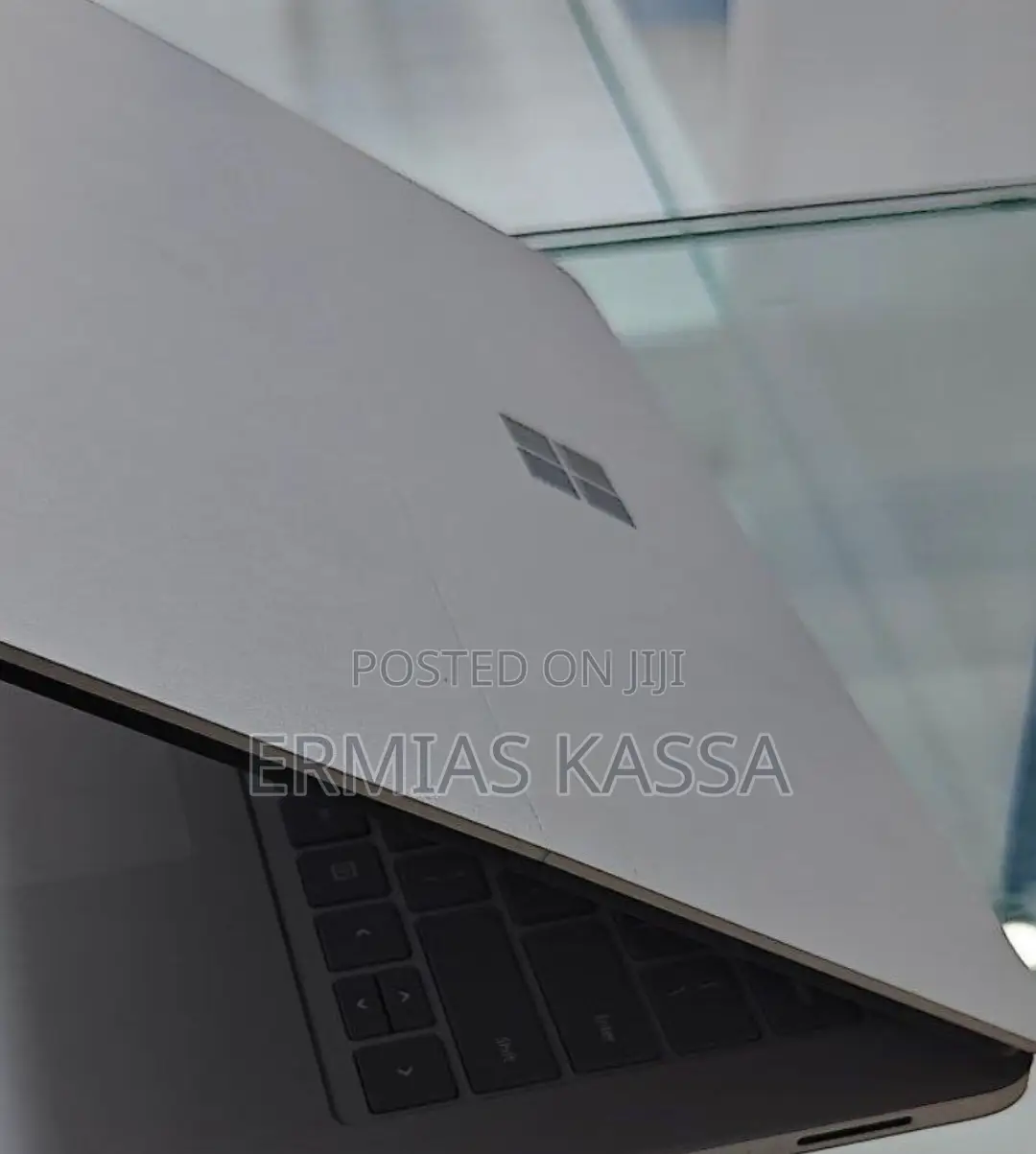 New Laptop Microsoft Surface Pro 9 16GB Intel Core I7 SSD 1T