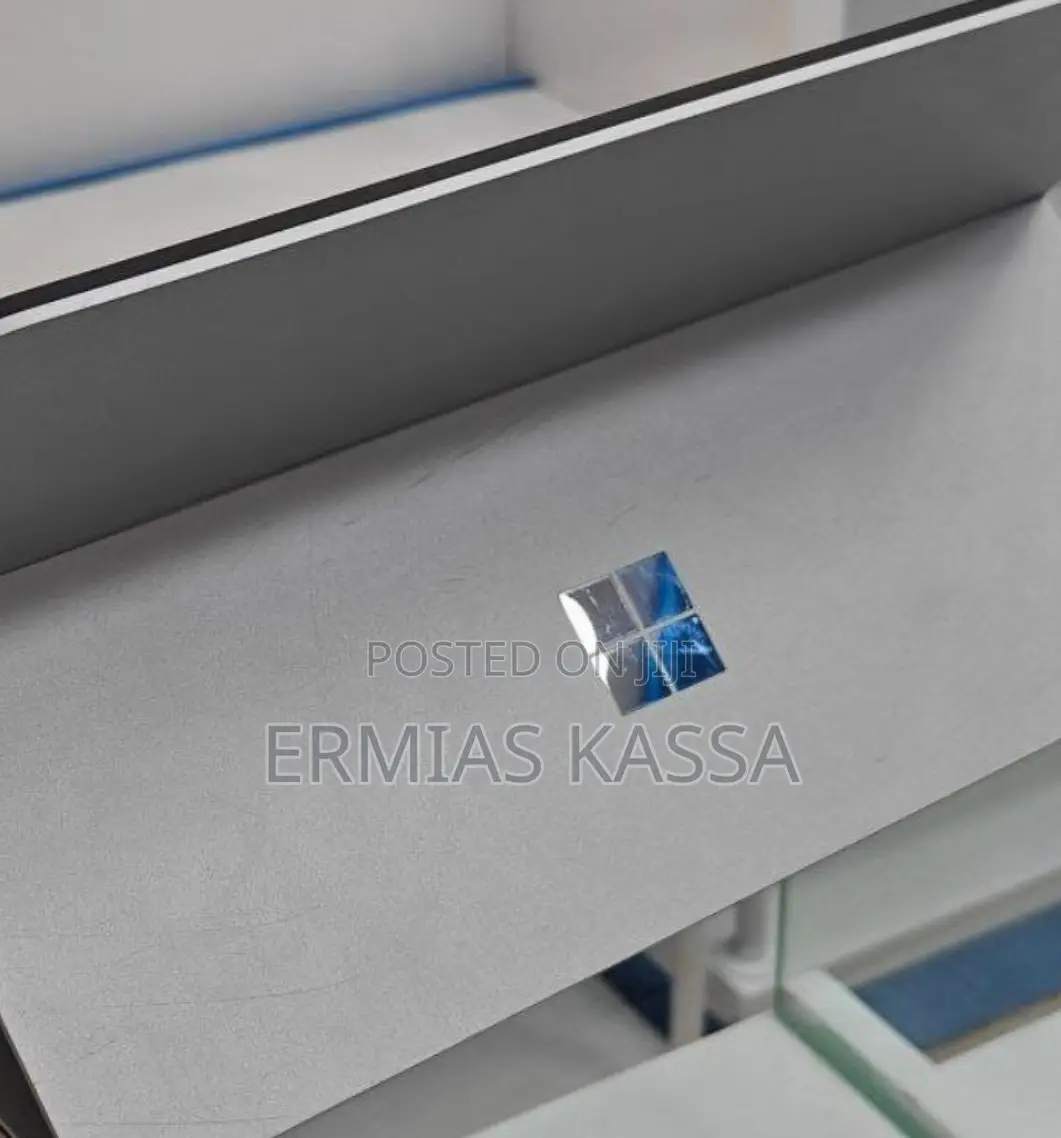 New Laptop Microsoft Surface Pro 9 16GB Intel Core I7 SSD 1T