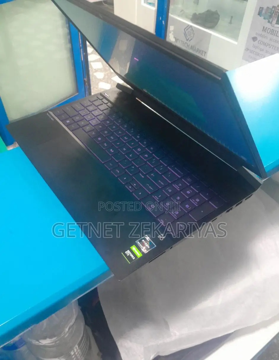 New Laptop HP Pavilion Power 15 8GB AMD Ryzen 5 SSD 512GB