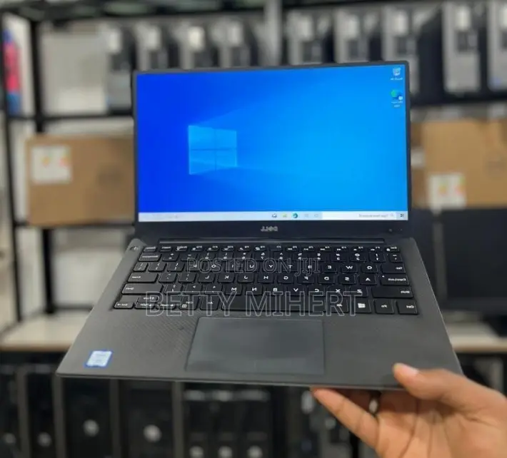 New Laptop Dell XPS 15 16GB Intel Core I7 SSD 512GB