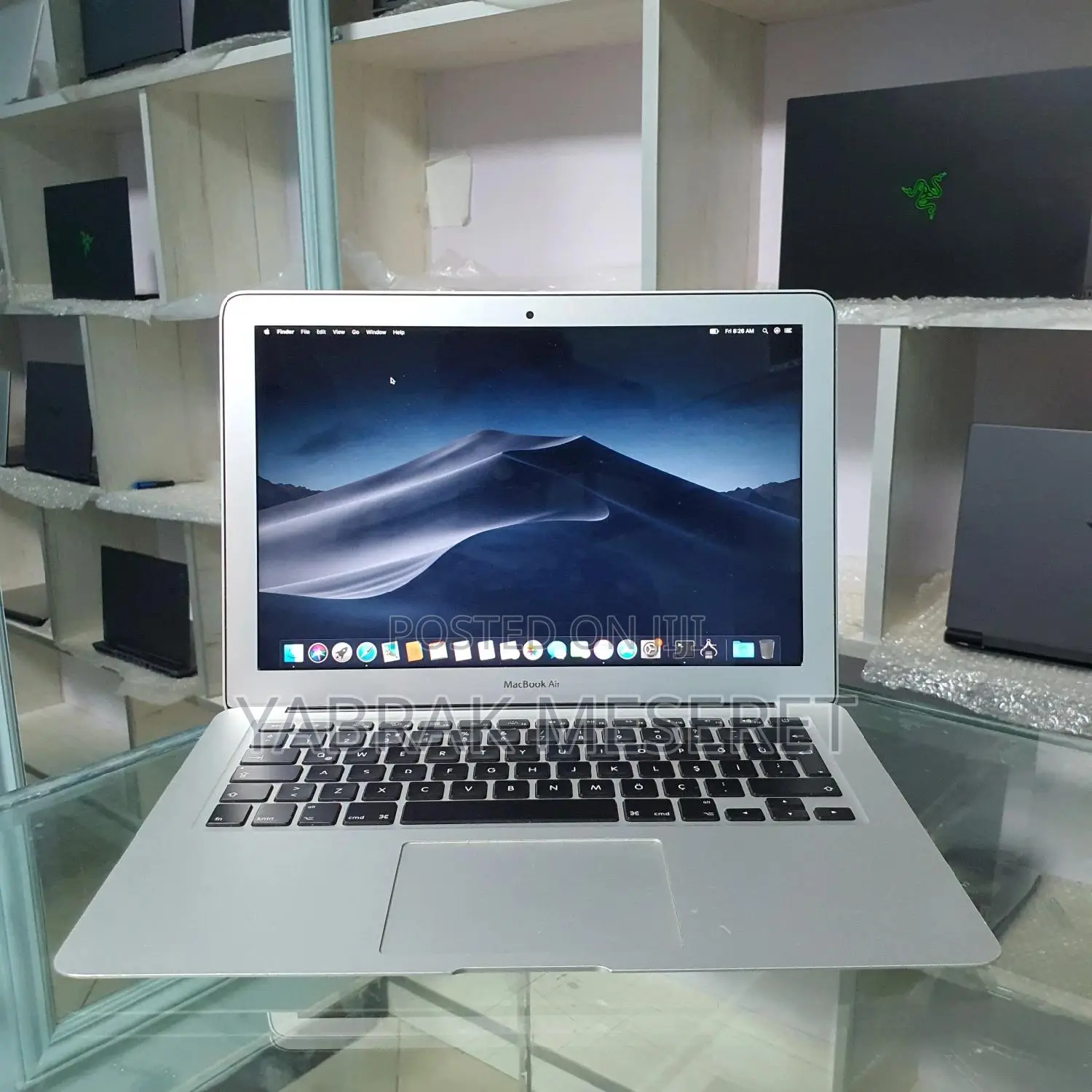 New Laptop Apple MacBook Air 2017 8GB Intel Core i5 SSD 128GB