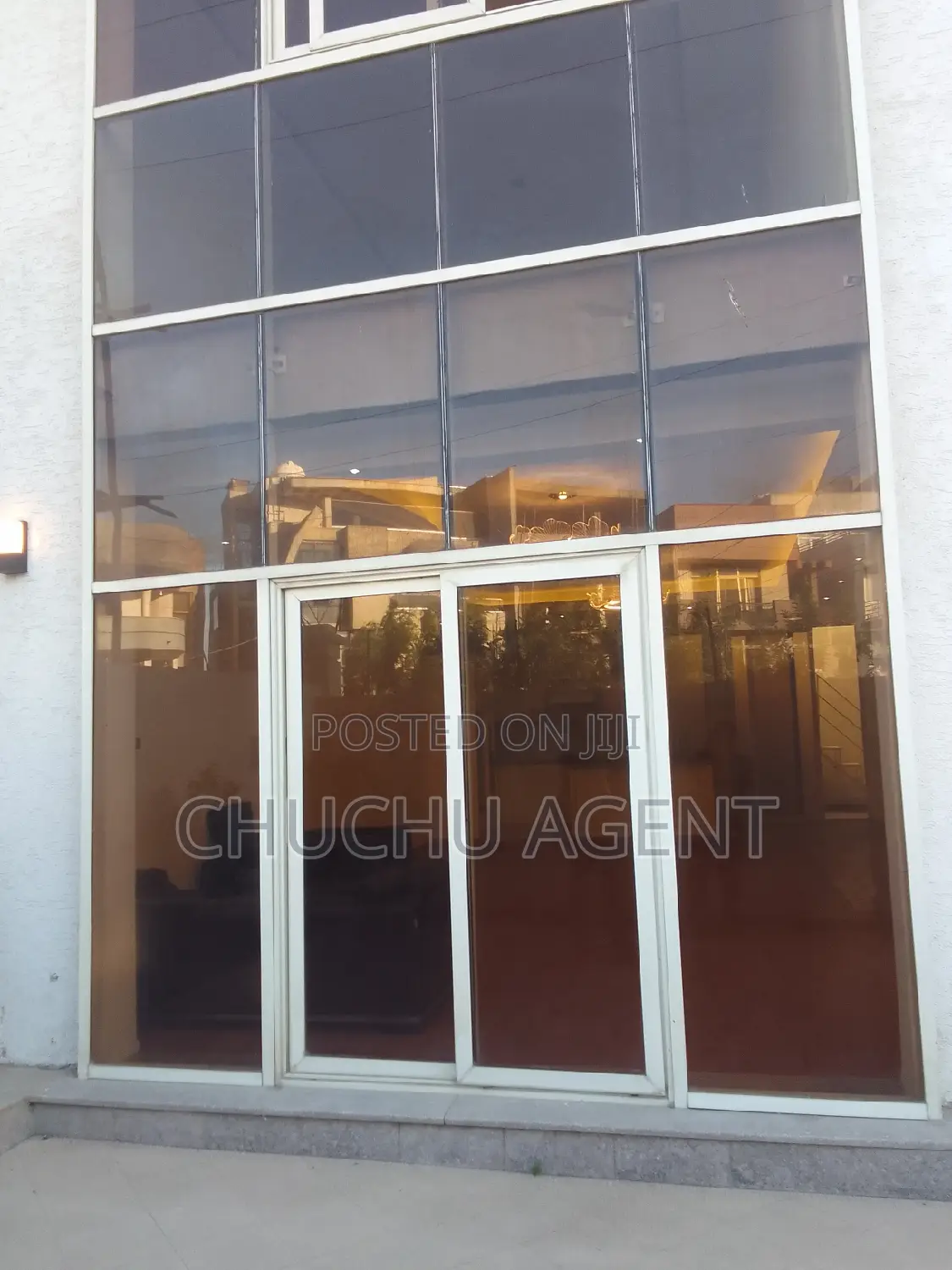 6bdrm Townhouse/Terrace in Bole for sale