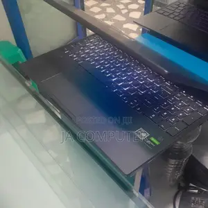 New Laptop HP Victus 16 8GB AMD Ryzen 5 SSD 512GB