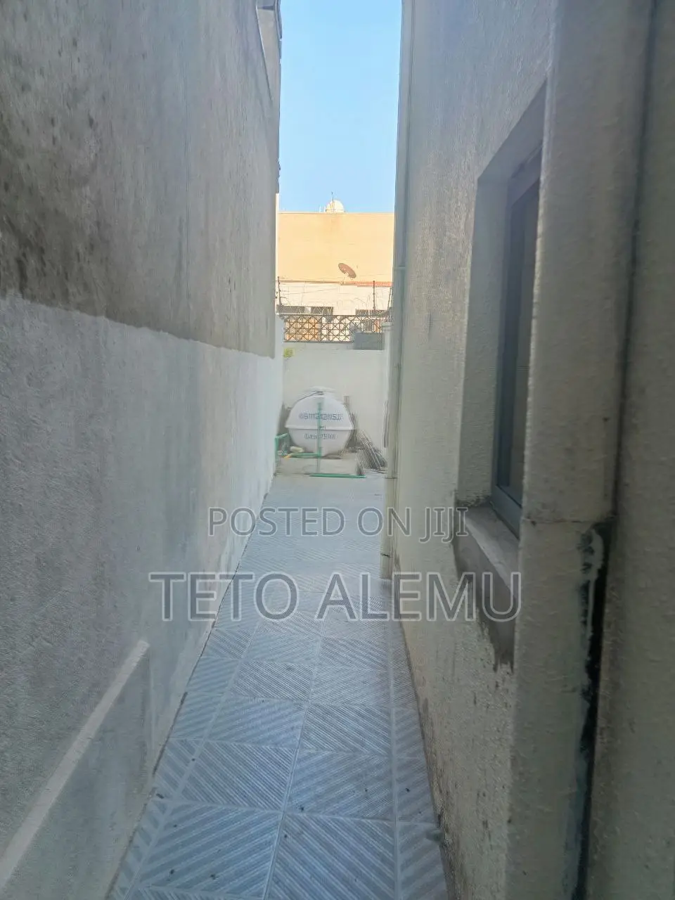 5bdrm House in የሚሸጥ ቤት ጎሮ ፌጋ, Bole for sale