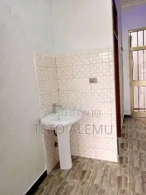 3bdrm Villa in የሚሸጥ ቪላ ሰሚት ውጂ, Bole for sale