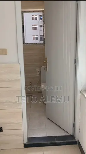 3bdrm Villa in የሚሸጥ ቪላ ሰሚት ውጂ, Bole for sale