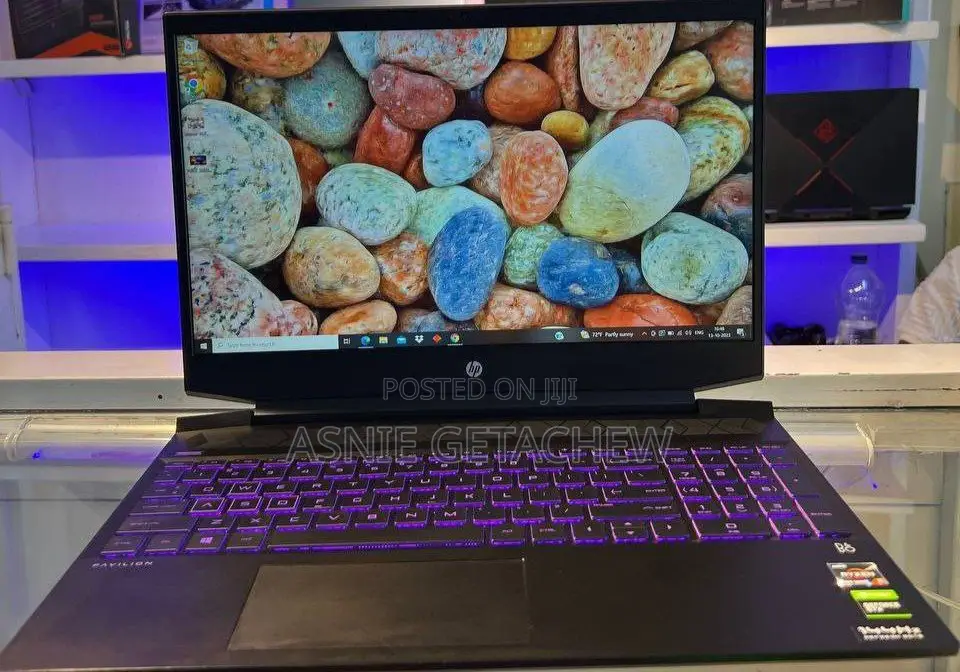 New Laptop HP Pavilion 15 8GB Intel Core I5 HDD 1T