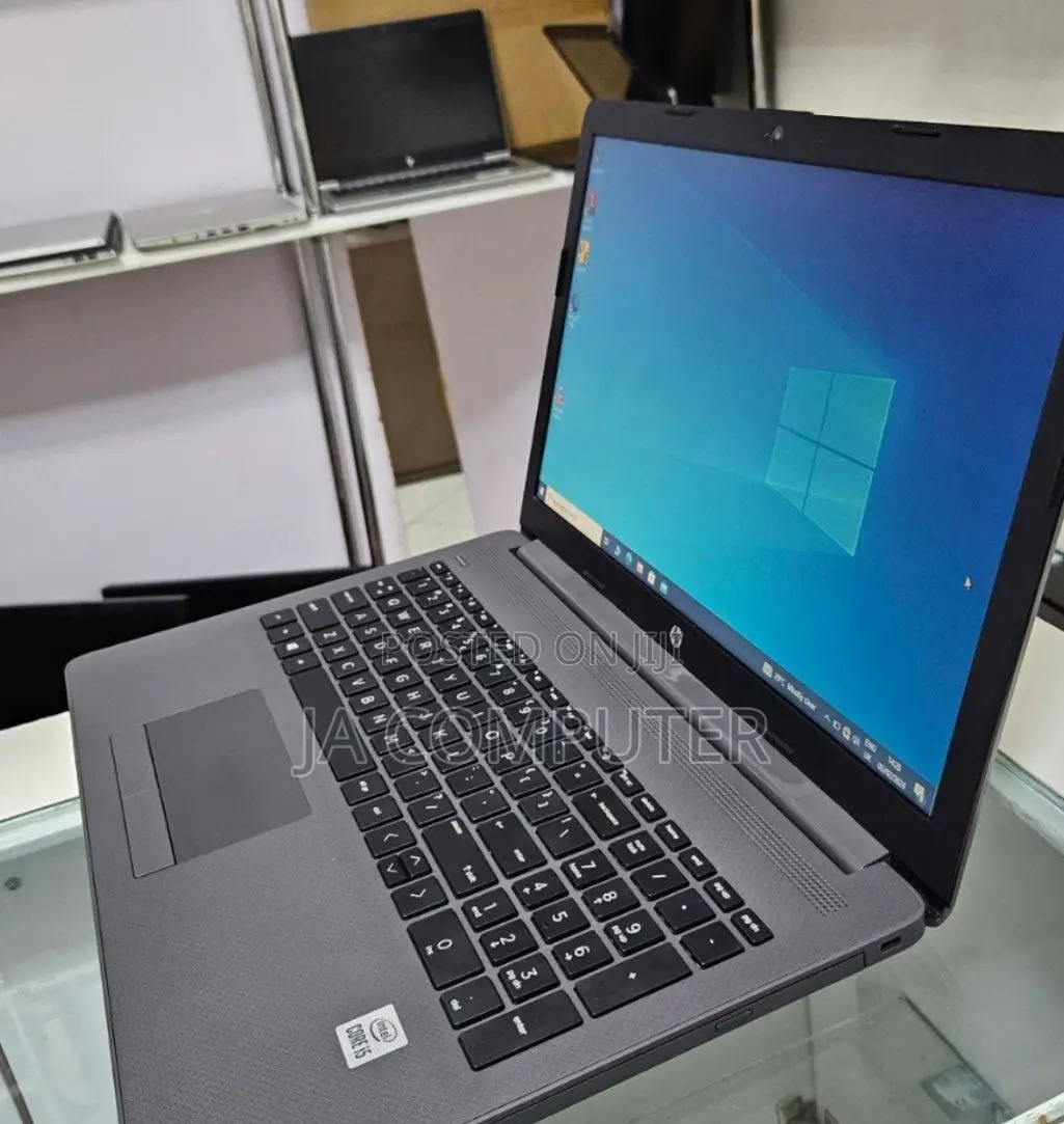 New Laptop HP 250 G8 4GB Intel Core I5 HDD+SSD 1.5T
