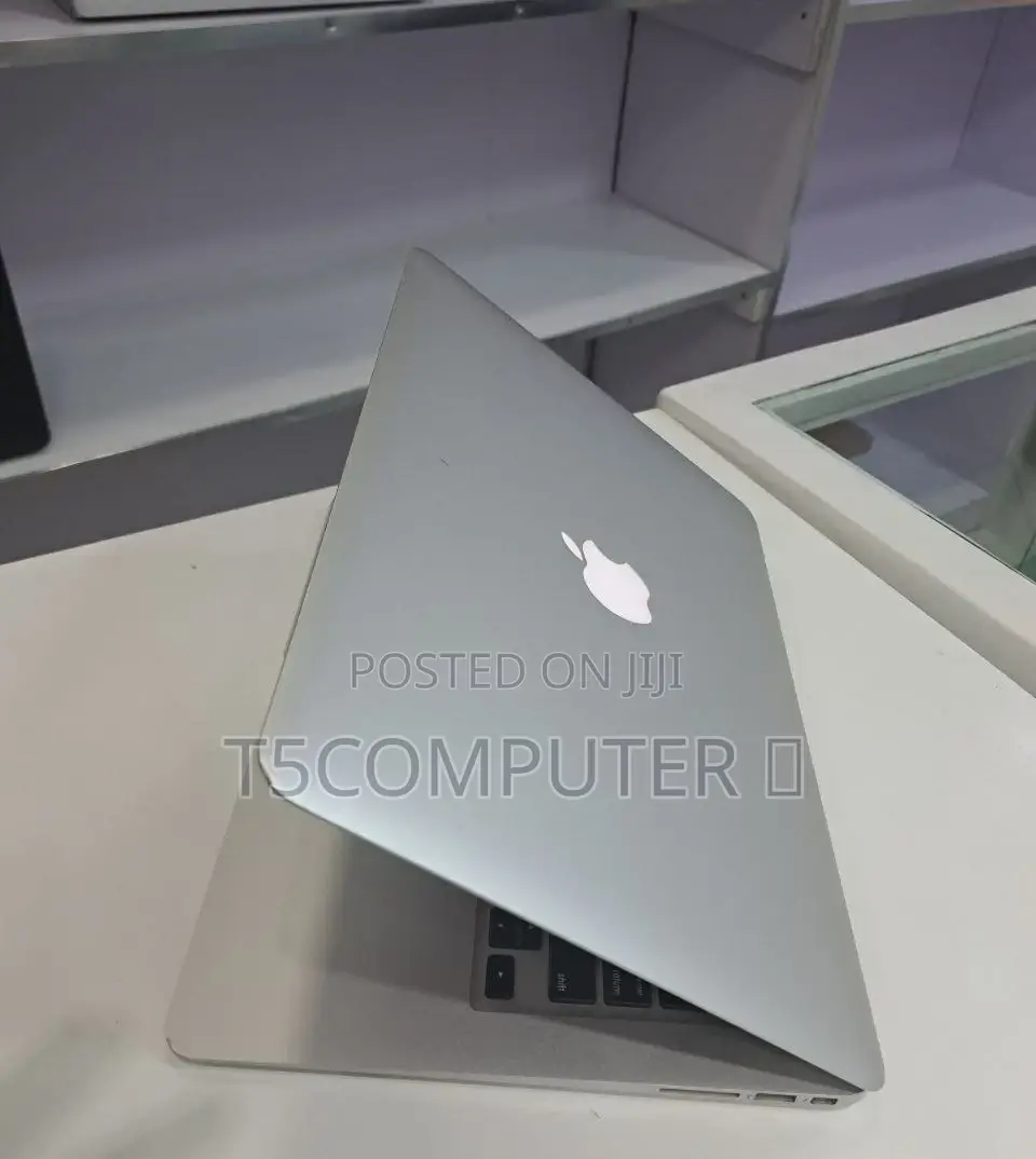 New Laptop Apple MacBook Air 2017 8GB Intel Core I5 SSD 256GB