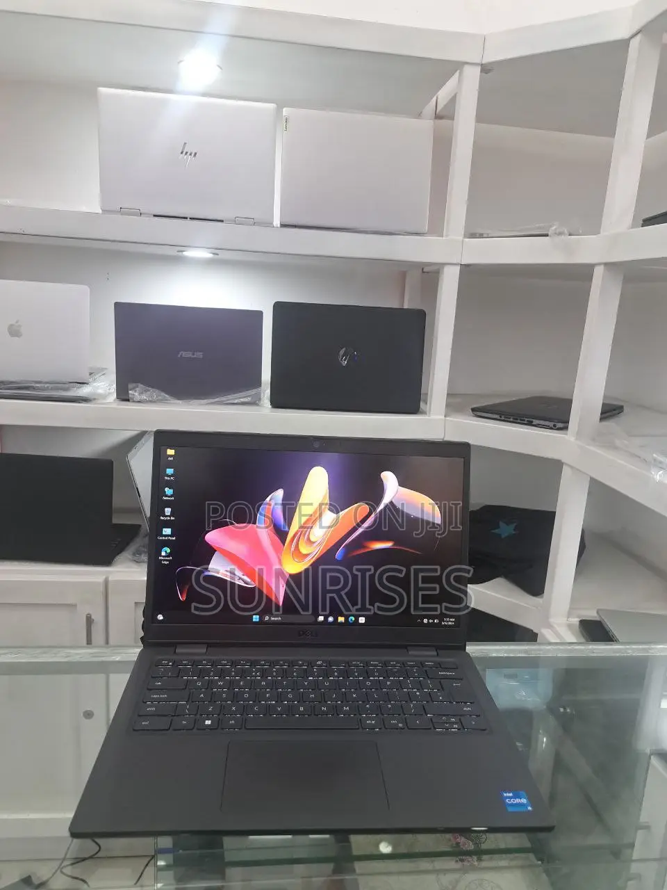 New Laptop Dell Latitude 5310 8GB Intel Core I5 SSD 256GB