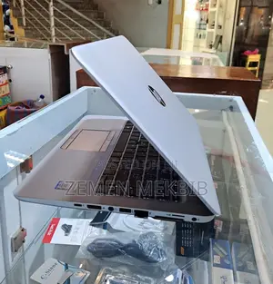 New Laptop HP 8GB Intel Core I5 HDD+SSD 1.5T