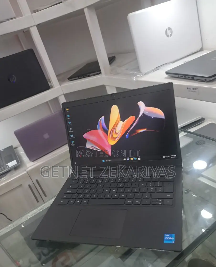 New Laptop Dell Latitude 3440 8GB Intel Core I5 SSD 256GB