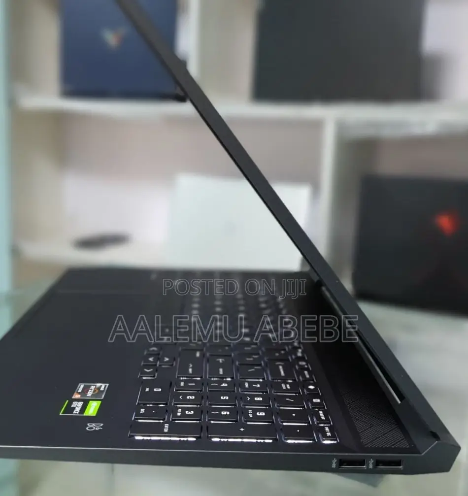 New Laptop HP Victus 16 8GB AMD Ryzen 5 SSD 512GB