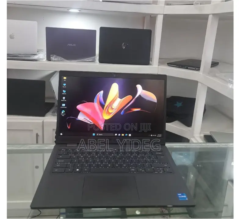 New Laptop Dell Latitude 3400 8GB Intel Core I5 SSD 256GB