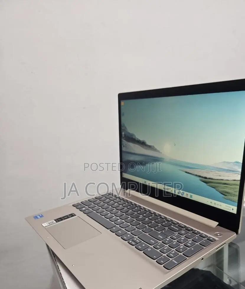 New Laptop Lenovo IdeaPad 1 8GB Intel Core I3 SSD 256GB