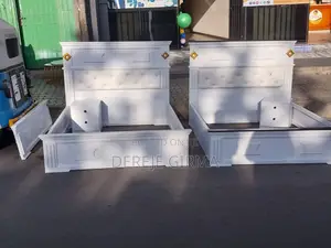 1,50cm አልጋ ከኮሜዲኖ ጋር