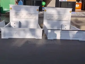 Photo - 1,50cm አልጋ ከኮሜዲኖ ጋር