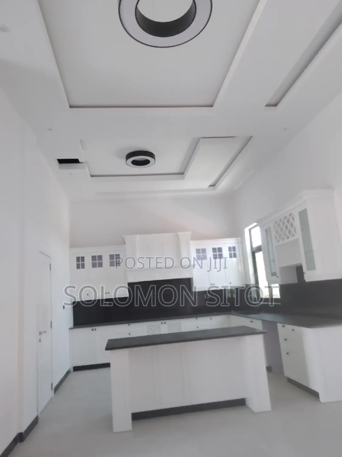 9bdrm Townhouse/Terrace in Ayat Zone 6 Compound, Yeka for sale