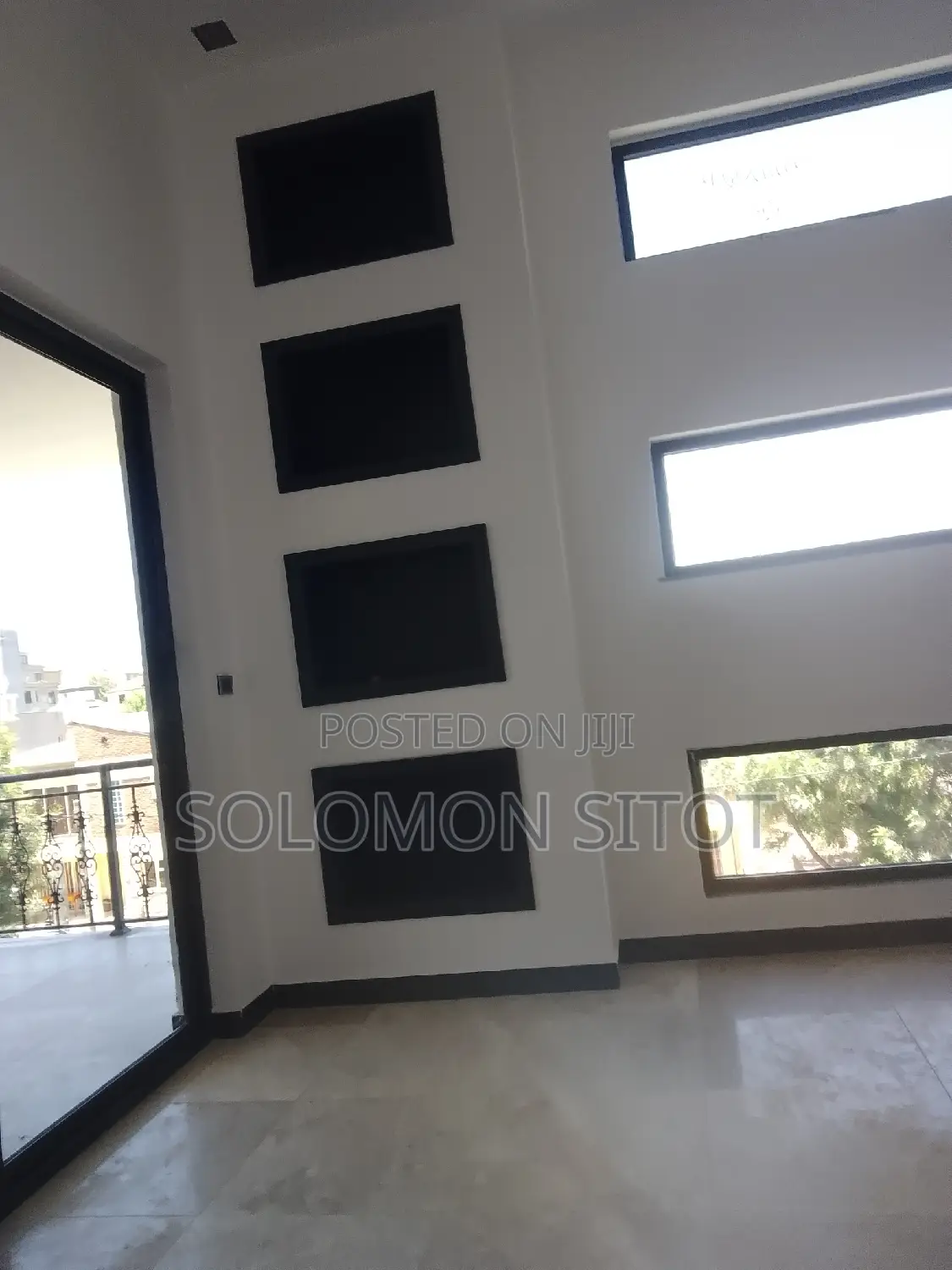9bdrm Townhouse/Terrace in Ayat Zone 6 Compound, Yeka for sale