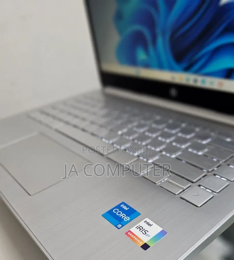 New Laptop HP Stream Notebook 8GB Intel Core I7 SSD 512GB