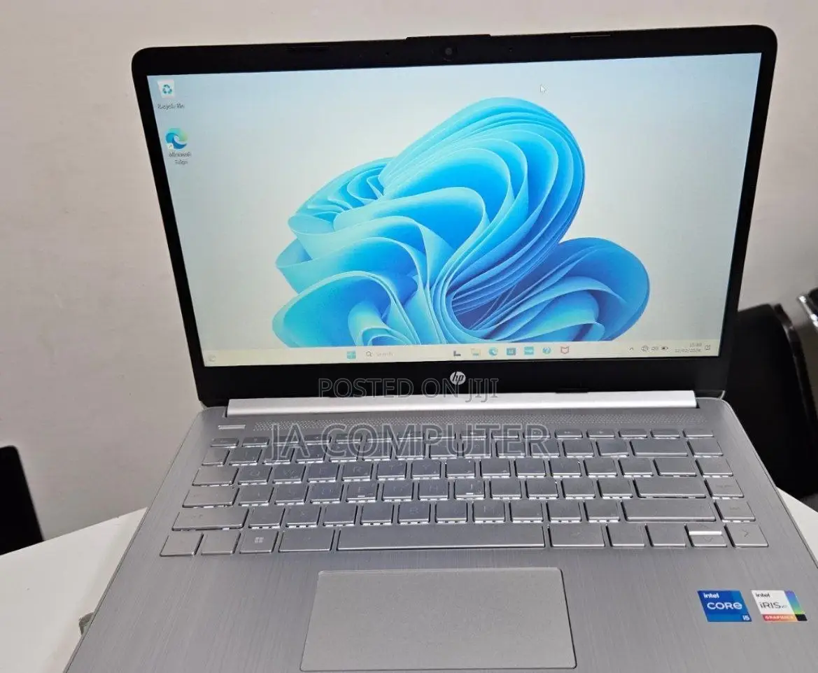 New Laptop HP Stream Notebook 8GB Intel Core I7 SSD 512GB