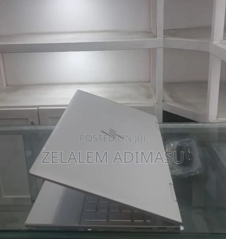 New Laptop HP Envy X360 16GB Intel Core I5 SSD 2T