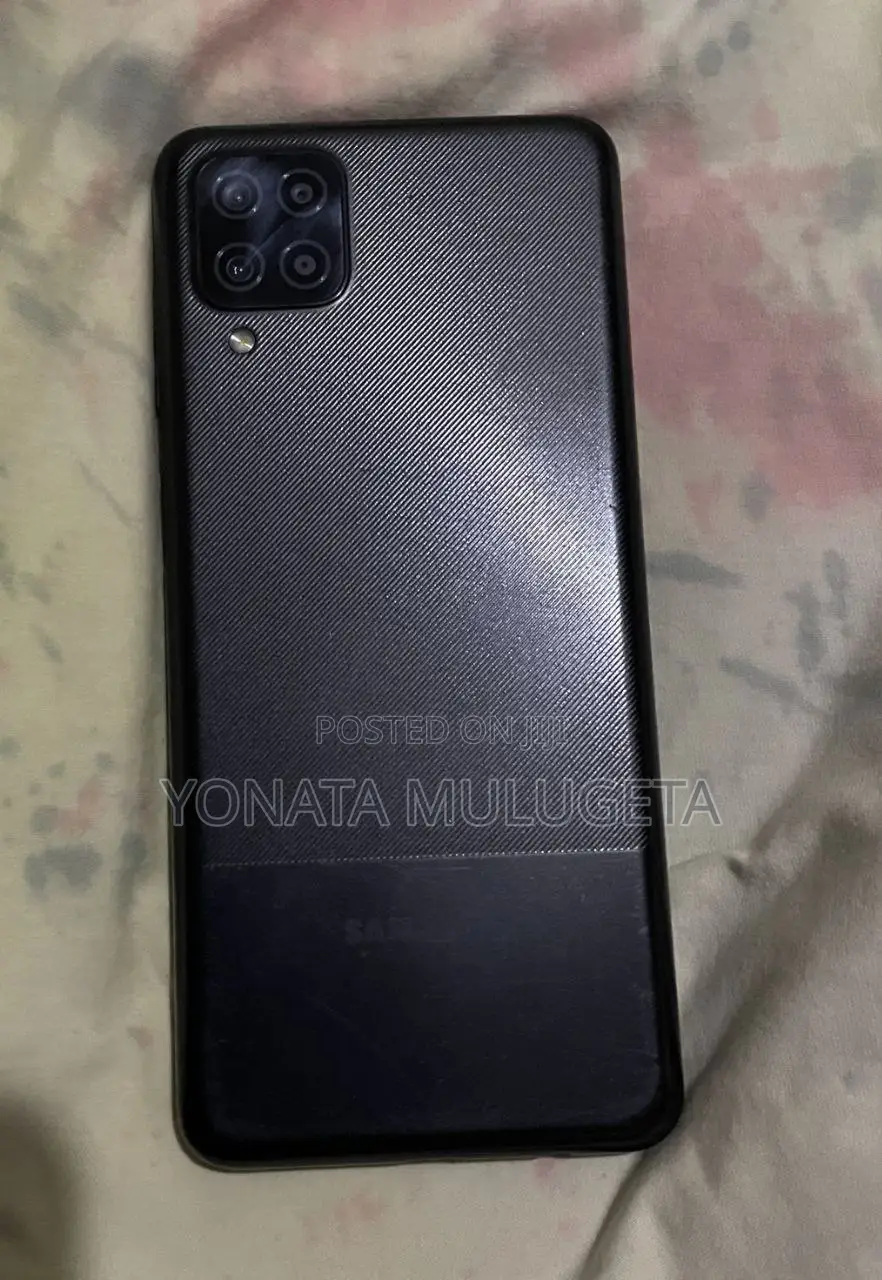 Samsung Galaxy M12 64 GB Black