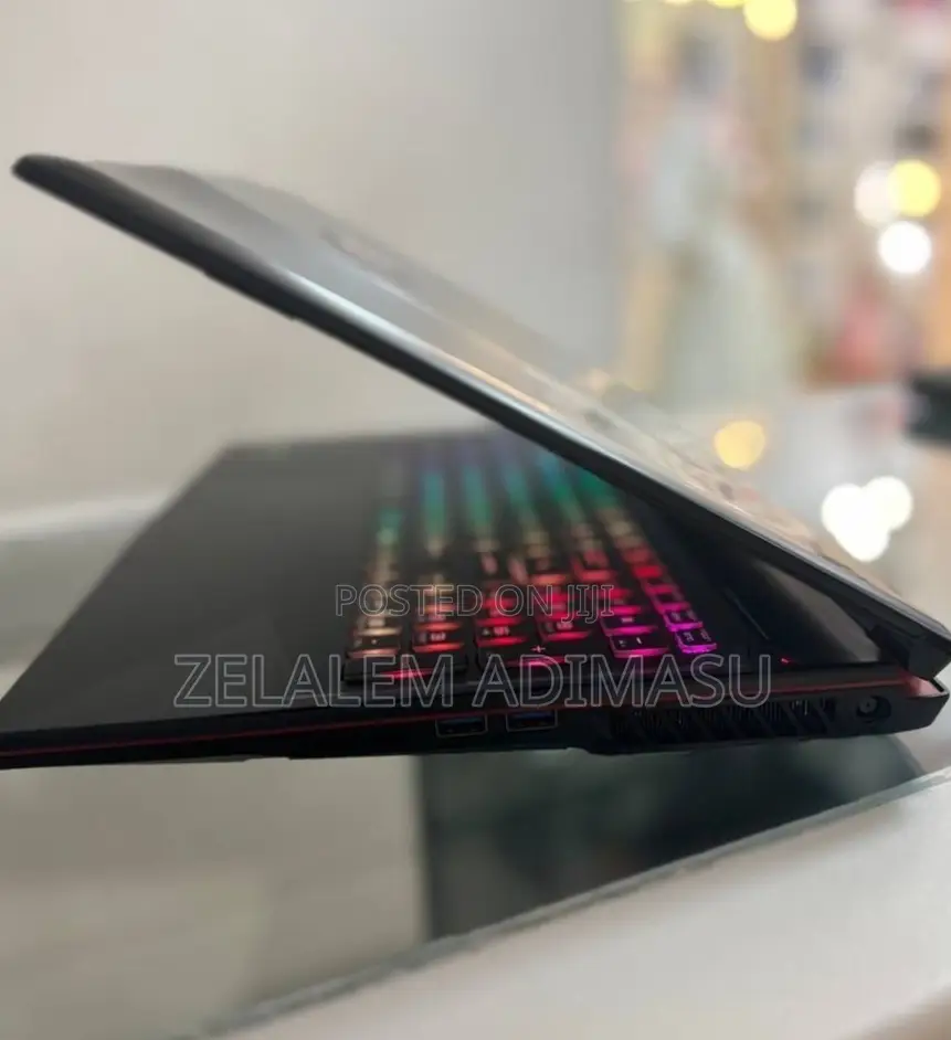 New Laptop MSI GF63 16GB Intel Core I7 SSD 512GB