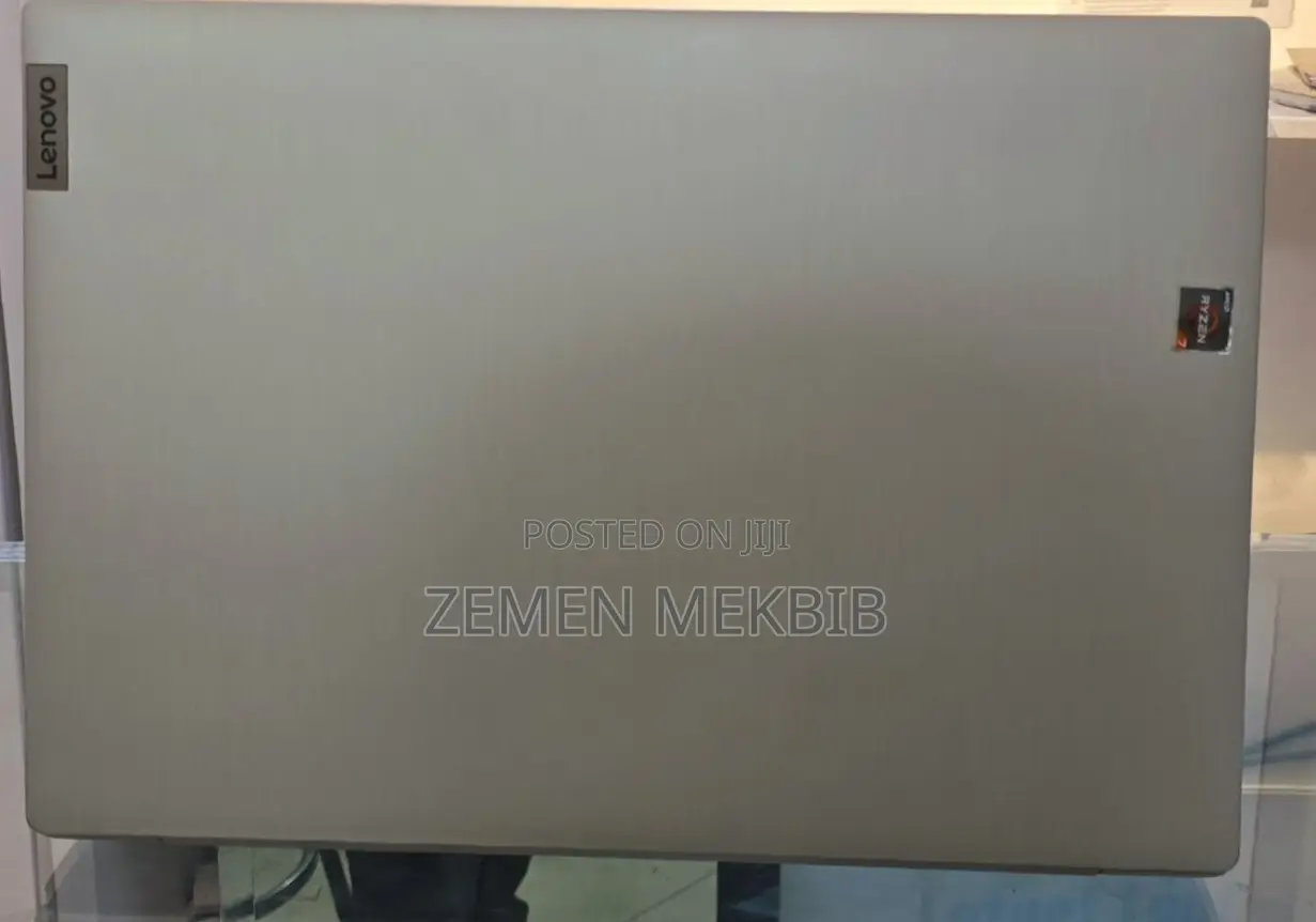 New Laptop Lenovo Ideapad 3 8GB Intel Core I3 SSD 512GB