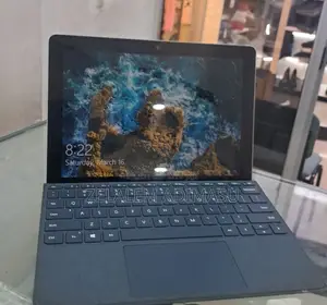 Photo - New Laptop Microsoft Surface 4GB SSD 640GB