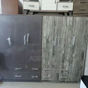 Photo - ላምኔት ቁምሳጥን