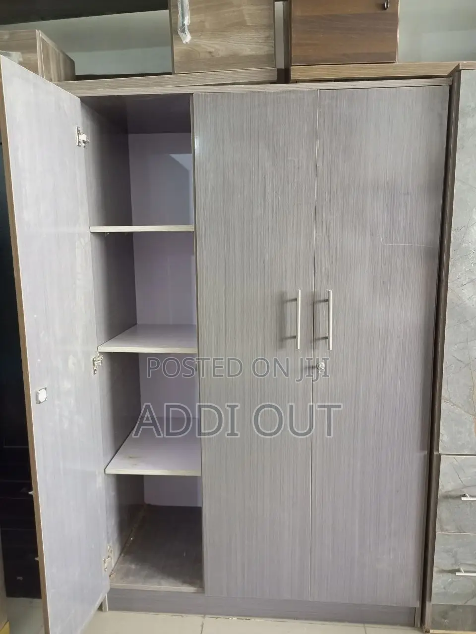 ላምኔት ቁምሳጥን