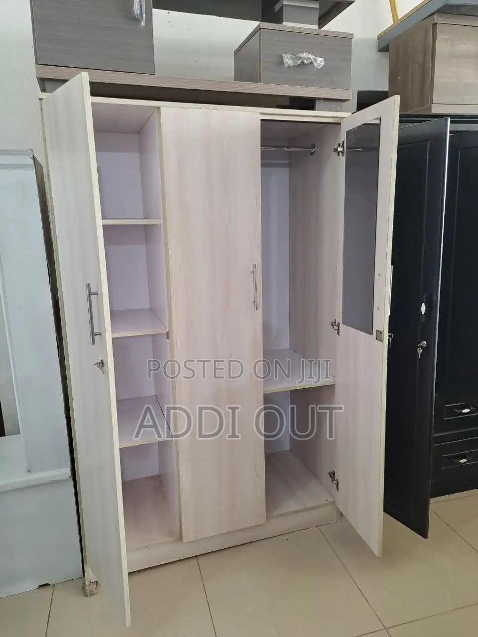 ላምኔት ቁምሳጥን