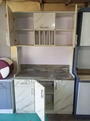 ላምኔት ኪችን ካቢኔት