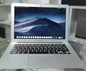 Photo - New Laptop Apple MacBook Air 2017 8GB Intel Core I5 SSD 128GB