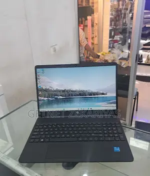 New Laptop HP Stream Notebook 8GB Intel Core I3 SSD 256GB