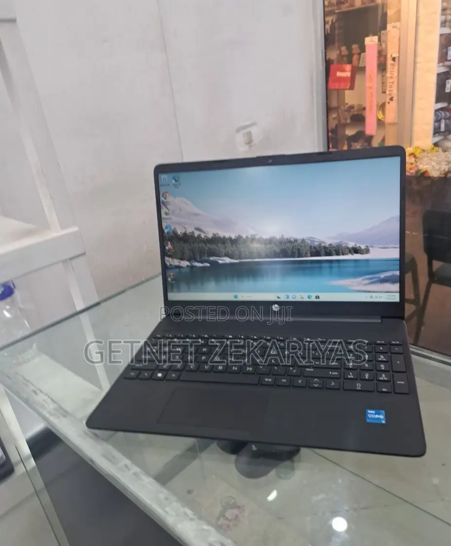 New Laptop HP Stream Notebook 8GB Intel Core I3 SSD 256GB