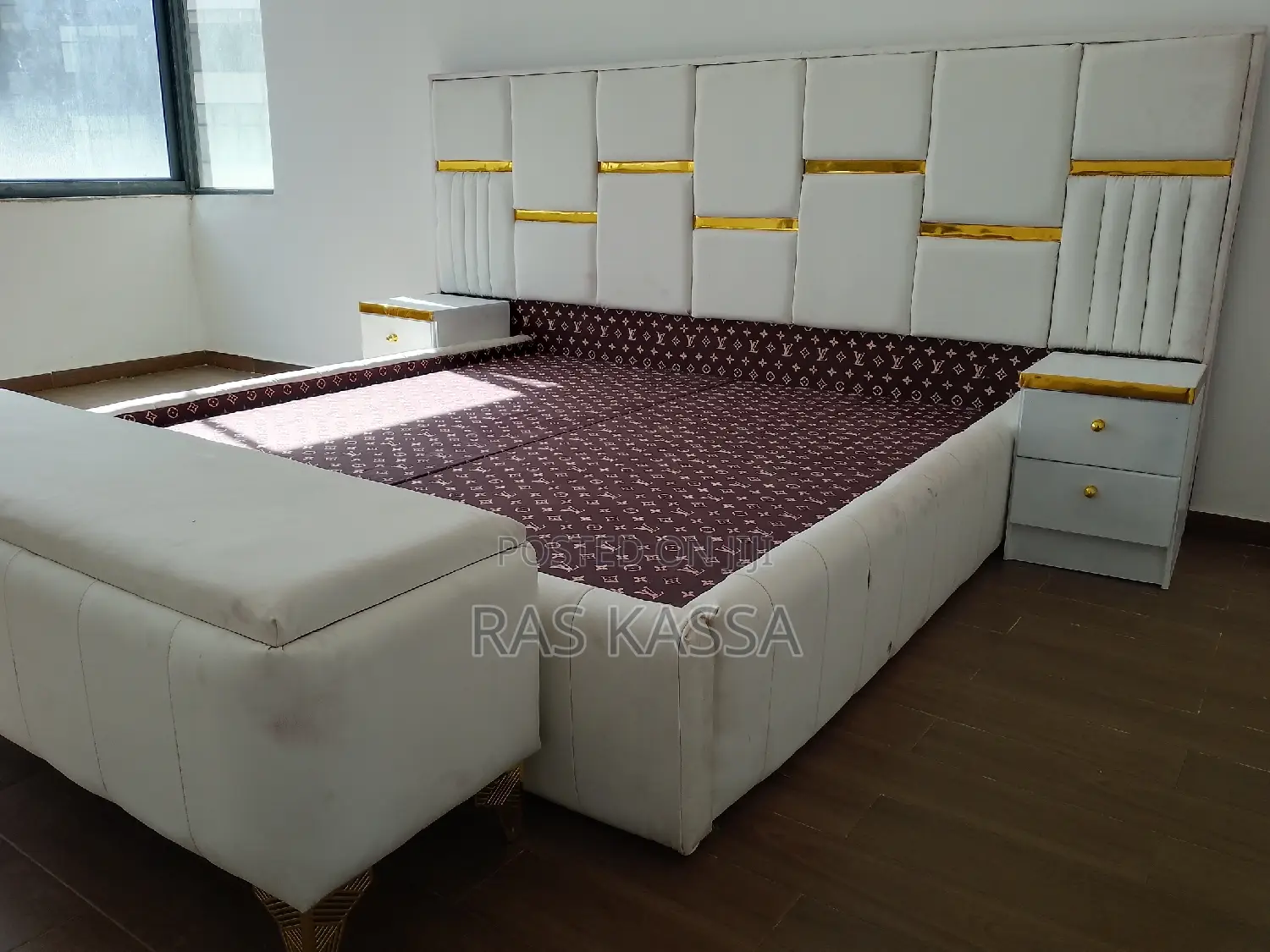 1.80 ወብ አልጋ