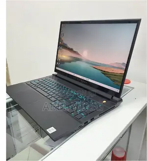 New Laptop Alienware M17x R2 32GB Intel Core I7 SSD 1T
