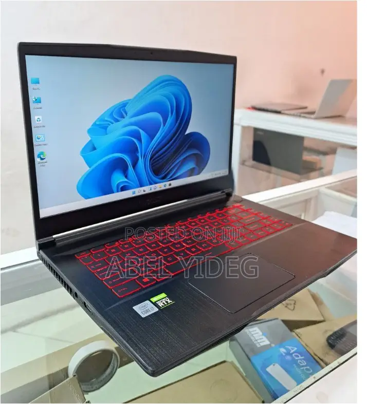New Laptop MSI GF65 Thin 10UE 16GB Intel Core I7 SSD 512GB