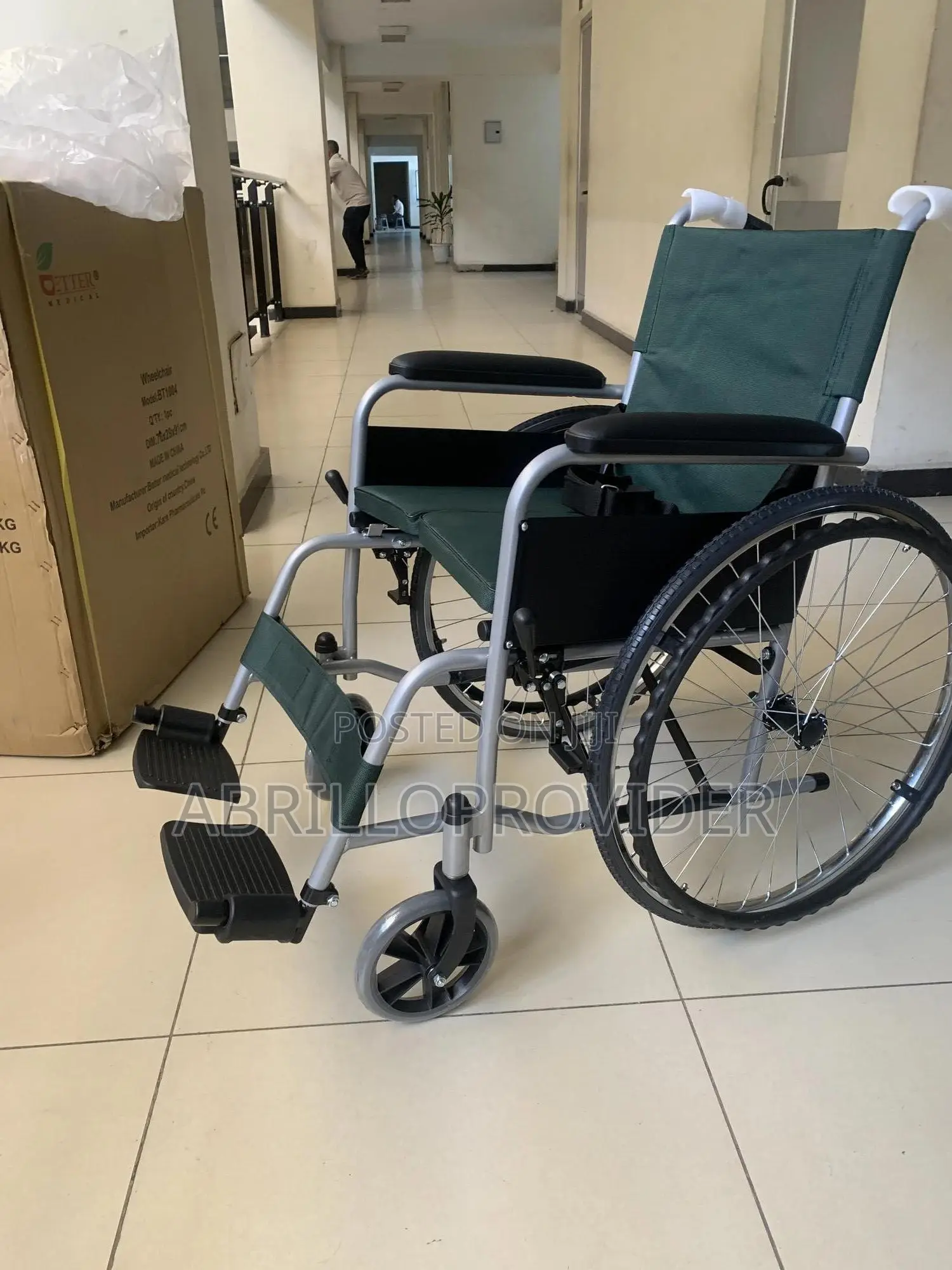 Comfortable Wheelchair/Green Wheelchair/New Pack Wheelchair