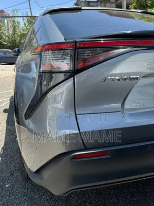 New Toyota bZ4X 2023 Silver