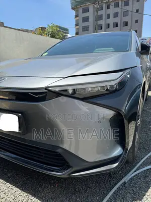 Photo - New Toyota bZ4X 2023 Silver